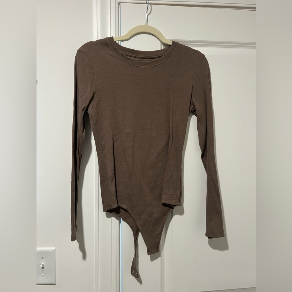 Nuuds body suit size M color mocha